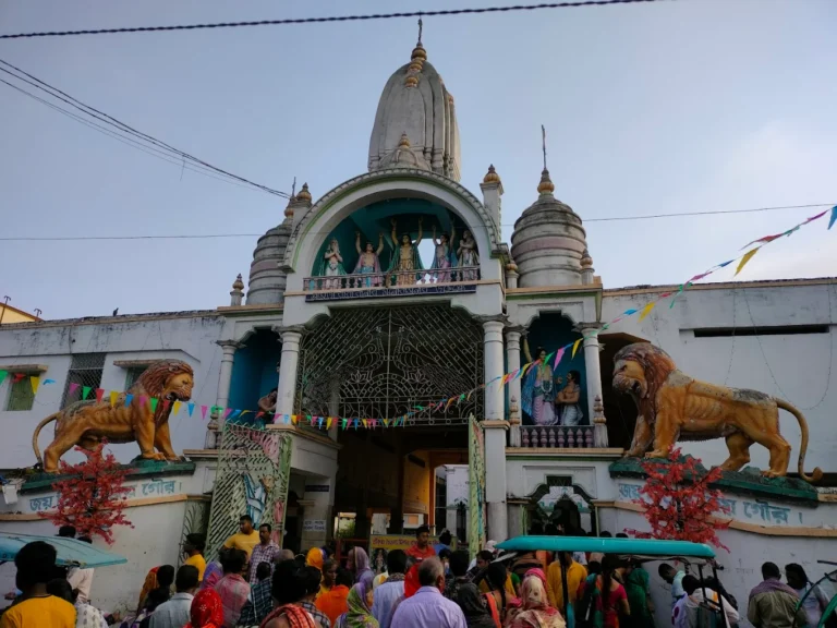Radha Rani temple2 768x576