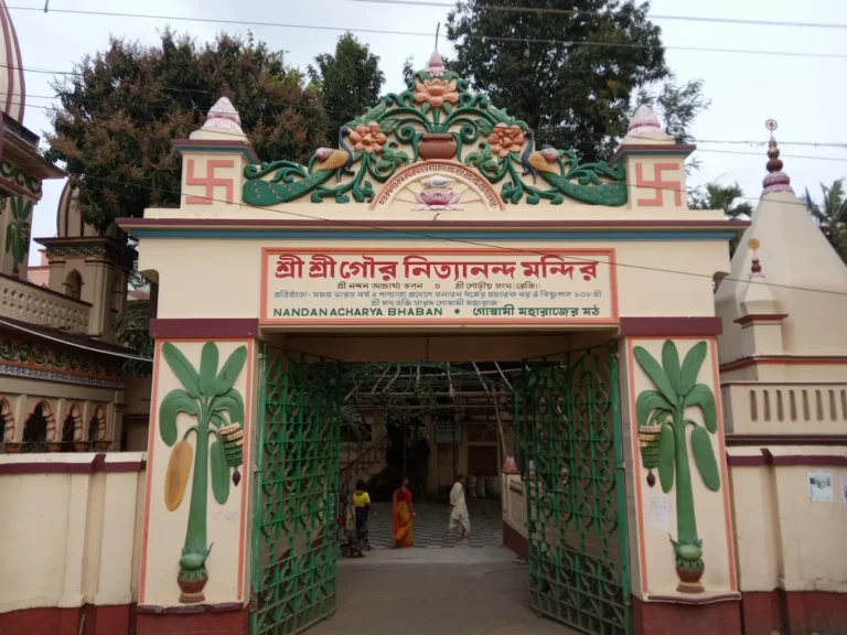 Nityananda mandir1 768x576